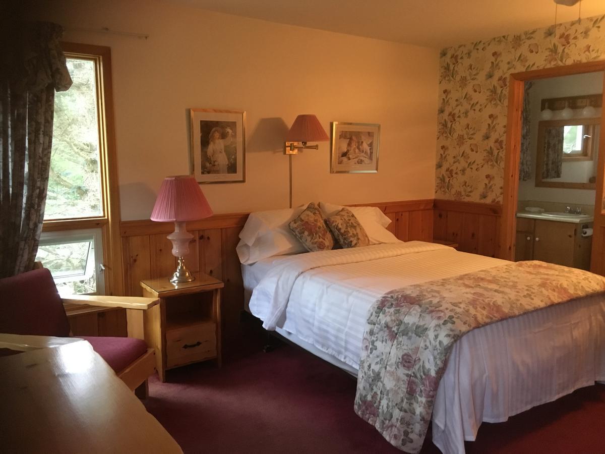 The "New" Baldwins Resort Windermere Eksteriør billede