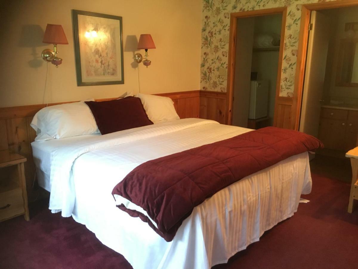 The "New" Baldwins Resort Windermere Eksteriør billede